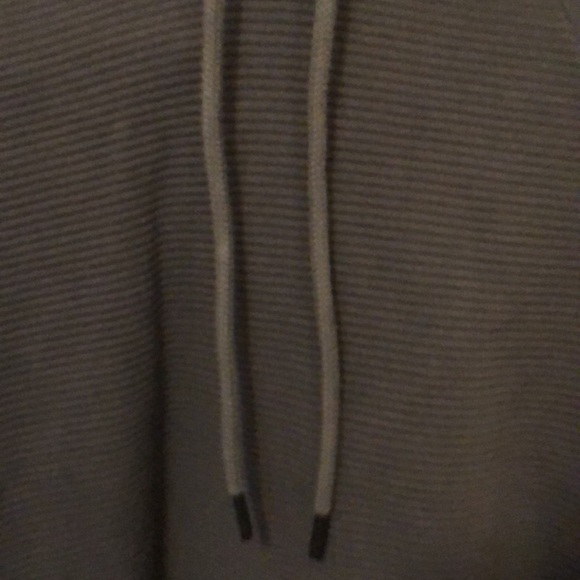 Under Armour Hoodie - Picture 2 of 8
